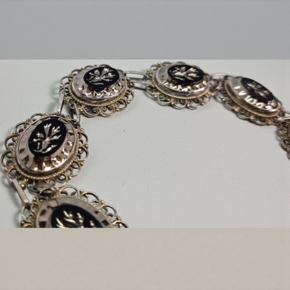 Vintage Mexico ALC Guadalajara Sterling Silver Cameo Intaglio Bracelet with onyx - Picture 2 of 6